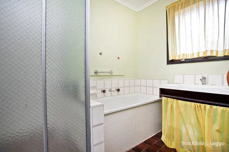 Sixth view of Homely house listing, 2 Columbia Court, Deer Park VIC 3023