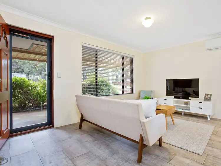 Seventh view of Homely semi-detached listing, 72A Lawnbrook Road West, Walliston WA 6076