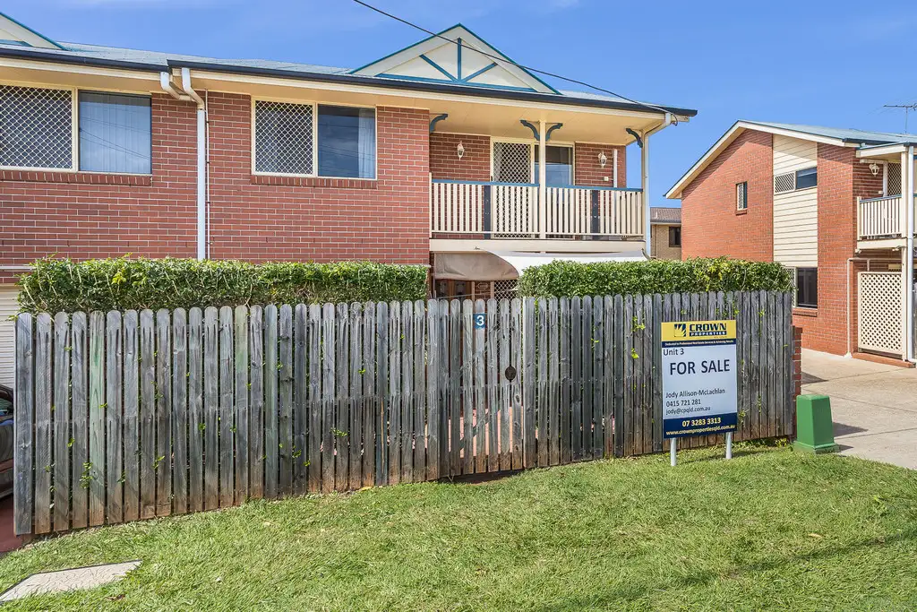 Main view of Homely townhouse listing, 3/2-4 Margaret Street, Scarborough QLD 4020