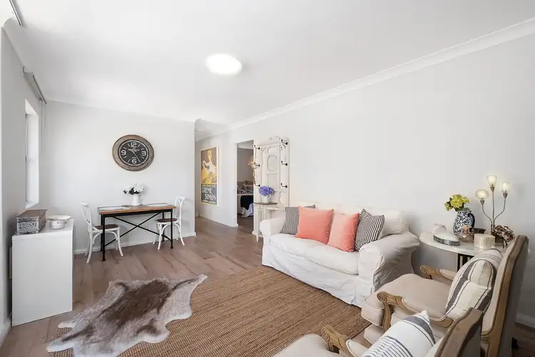 2/86 Hunter Street, Hornsby NSW 2077