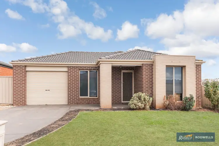 8 Finlay Court, Kilmore VIC 3764
