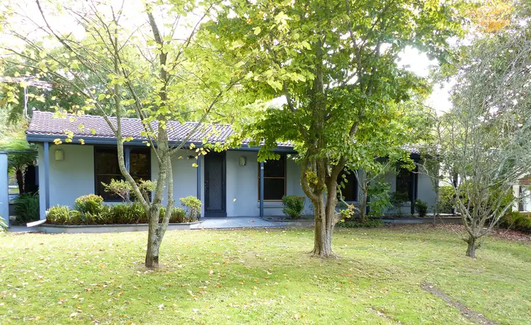 Second view of Homely house listing, 33 Murphys lane, Wentworth Falls NSW 2782
