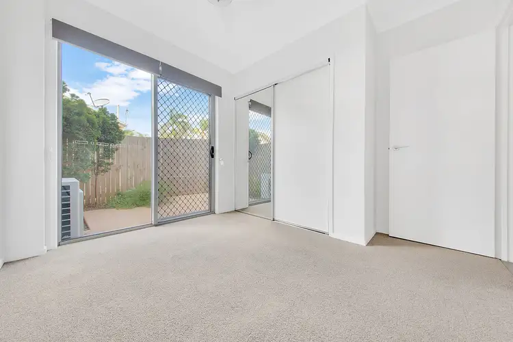 Sixth view of Homely unit listing, 3/5-9 VIEW STREET, West Gladstone QLD 4680