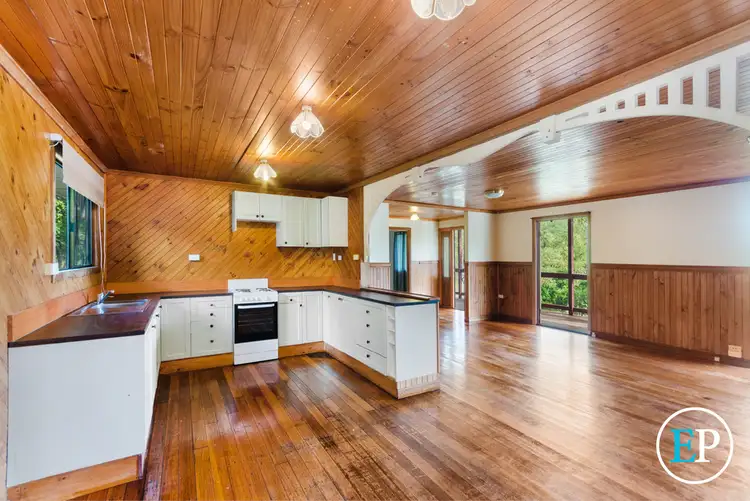 52 Mount Elliot Drive, Alligator Creek QLD 4816
