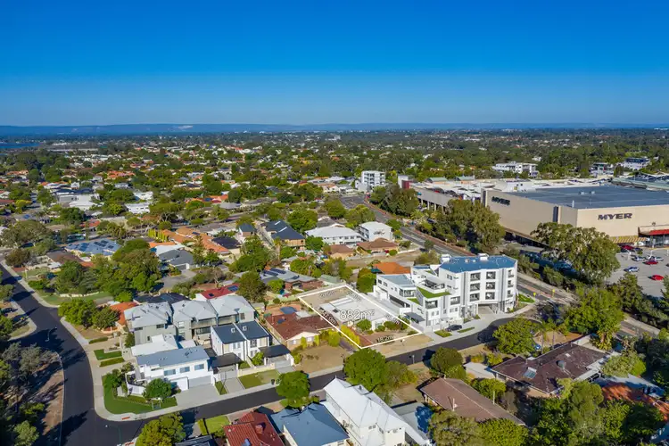 Second view of Homely house listing, 6 Bragor Place, Ardross WA 6153
