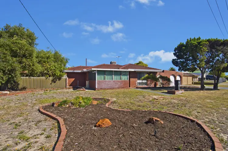 62 Exhibition Way, Cooloongup WA 6168