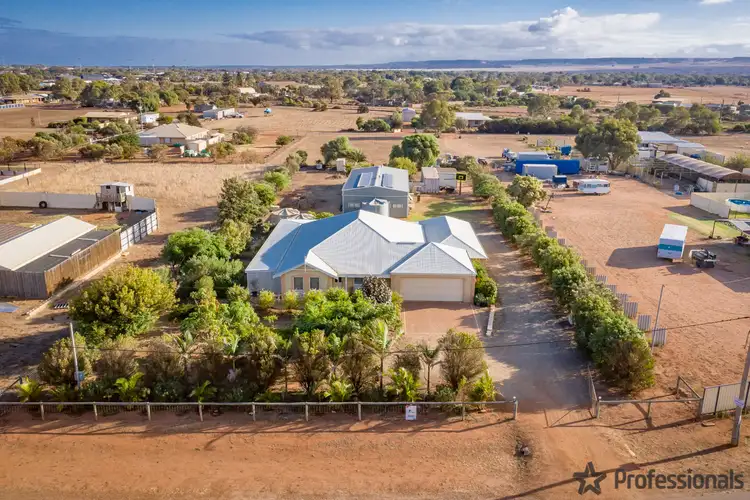 Second view of Homely house listing, 15 Manning Place, Utakarra WA 6530