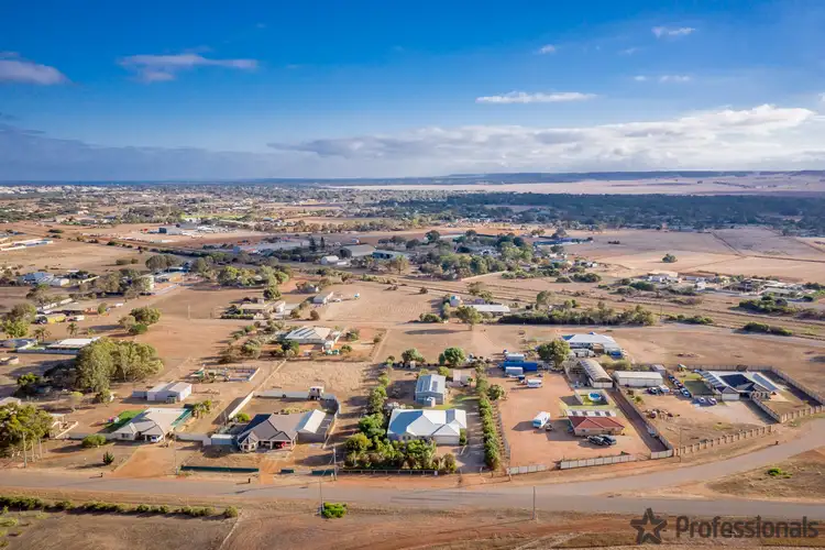 Fourth view of Homely house listing, 15 Manning Place, Utakarra WA 6530