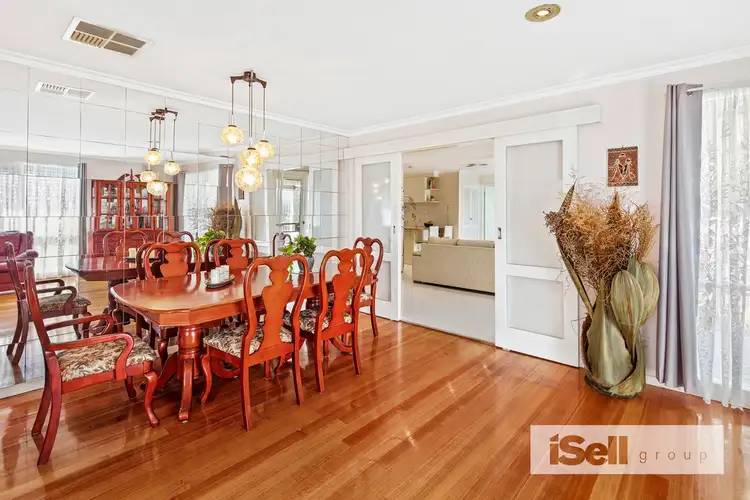 Fifth view of Homely house listing, 20 Melanie Close, Keysborough VIC 3173