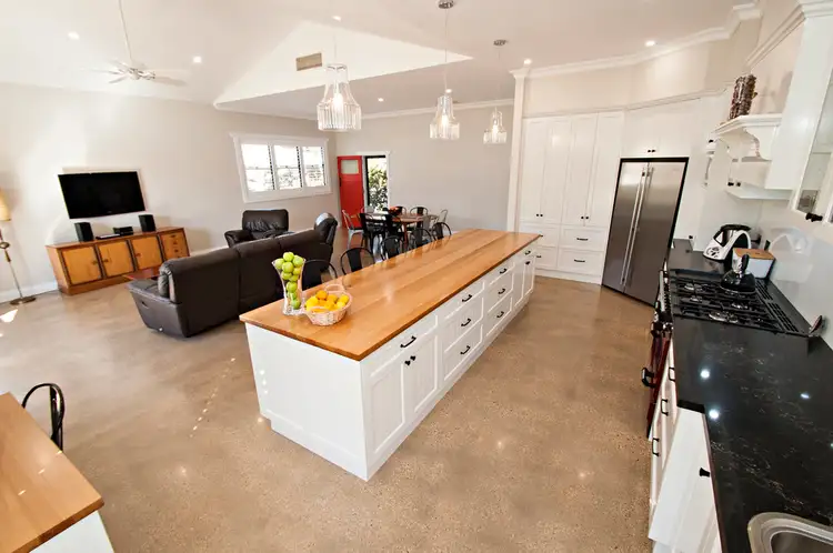 Fifth view of Homely house listing, 5 Hyandra Street, Griffith NSW 2680