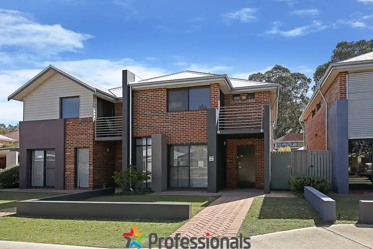 13/1 Mariners Cove Drive, Dudley Park WA 6210