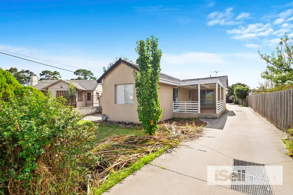 Main view of Homely unit listing, 1/8 Prunus Grove, Doveton VIC 3177