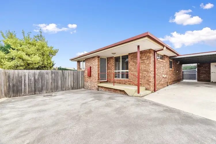 2/18 Bishops Drive, Newnham TAS 7248