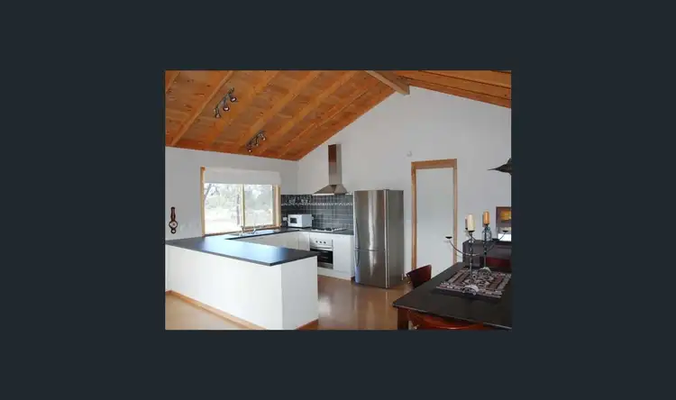 215 Taltarni Rd, Moonambel VIC 3478