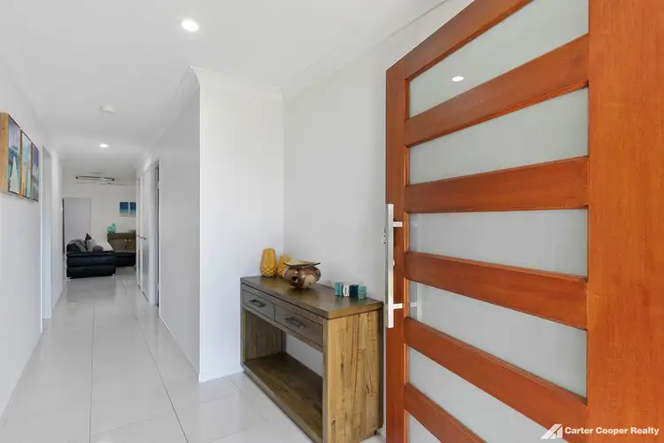 Second view of Homely house listing, 3 Lachlan Court, Kawungan QLD 4655