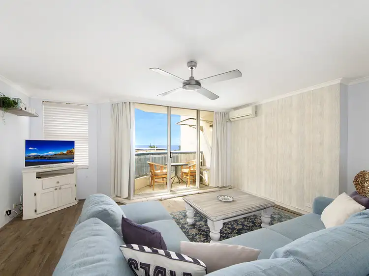 13/3303 Surfers Paradise Boulevard