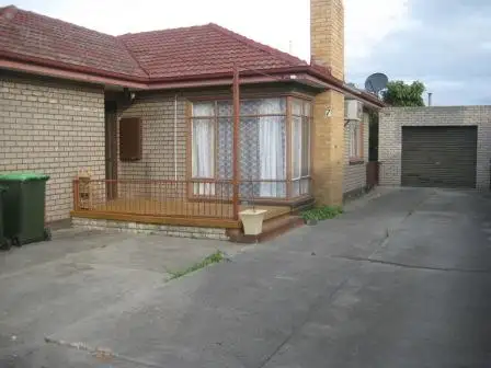 7 Murphy Street