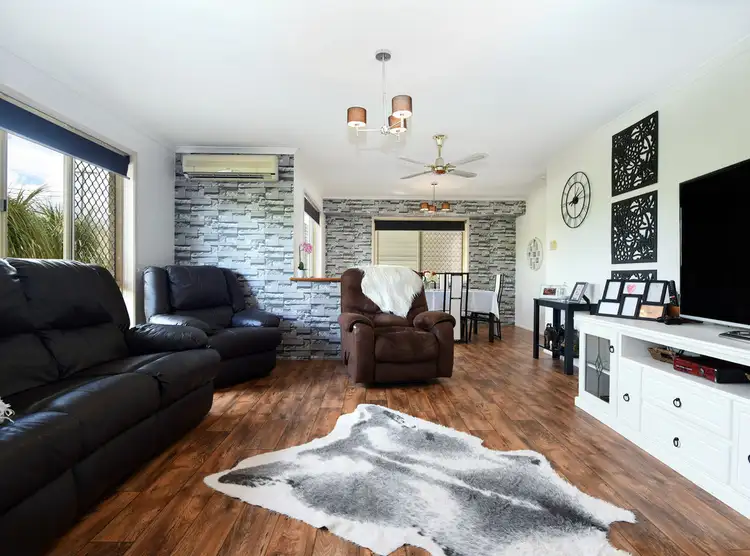 Second view of Homely house listing, 2 Shannon Court, Oakey QLD 4401