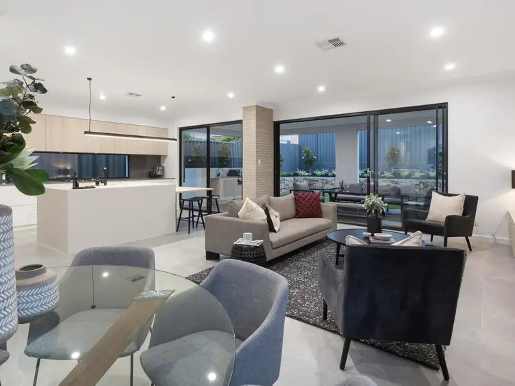 15 Cloister Avenue, Manning WA 6152