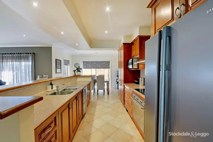 Second view of Homely house listing, 4 Crestwood Grove, Shepparton VIC 3630