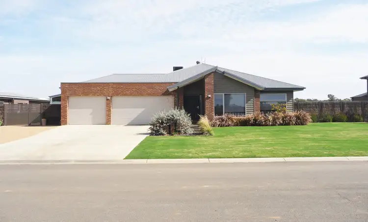 61 Sugar Gums Drive, Moama NSW 2731