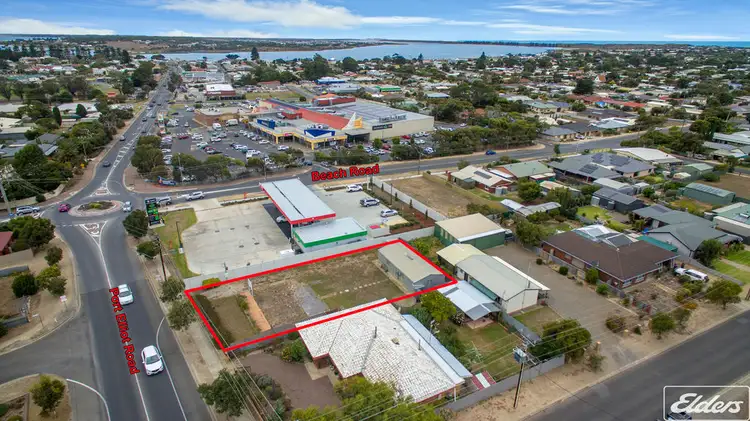 1 Port Elliot Road, Goolwa Beach SA 5214