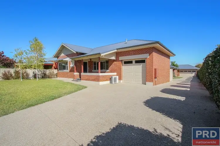 1, 2 & 3/483 Schubach Street, East Albury NSW 2640