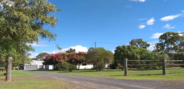 1.33 HECTARES 4 BEDROOM HOUSE ON ACREAGE, Brymaroo QLD 4403