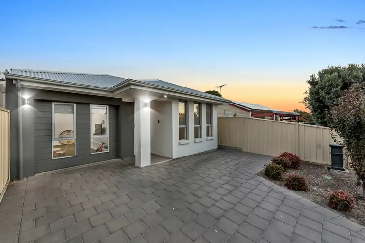 16 Gordon Street, Aldinga Beach SA 5173