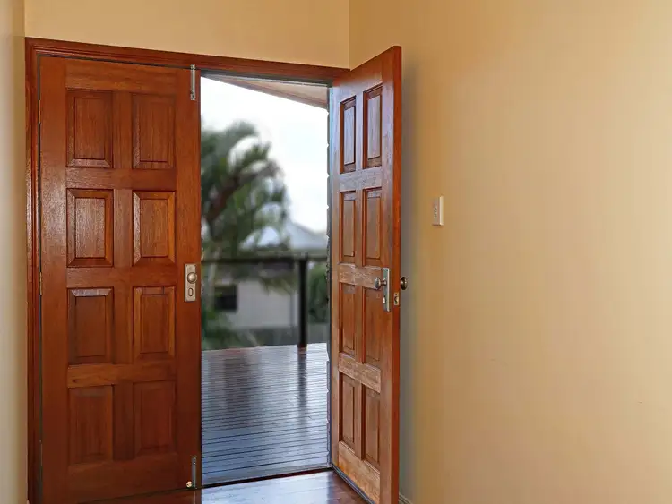 Fifth view of Homely house listing, 5 Baunfiend Court, Urraween QLD 4655