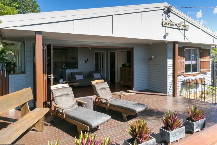 504 Esplanade, Urangan QLD 4655