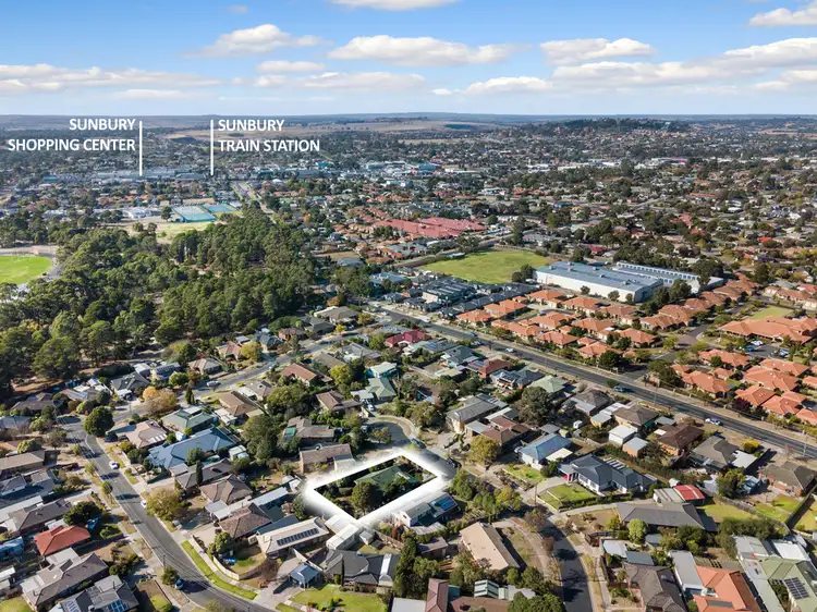 Third view of Homely house listing, 7 Shaw Court, Sunbury VIC 3429