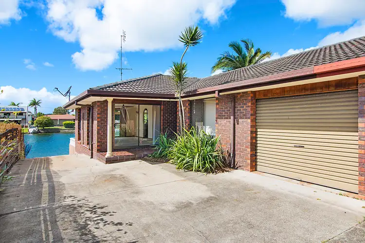 Second view of Homely semi-detached listing, 2/37 GOLLAN DRIVE, Tweed Heads West NSW 2485