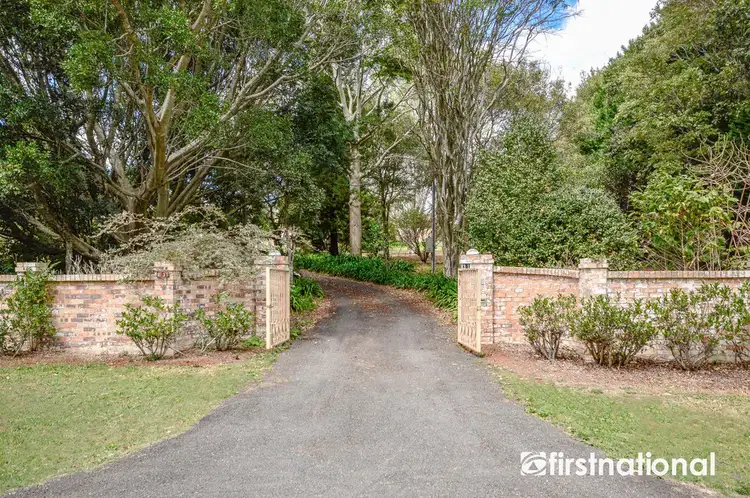 31 Bateke Road, Tamborine Mountain QLD 4272