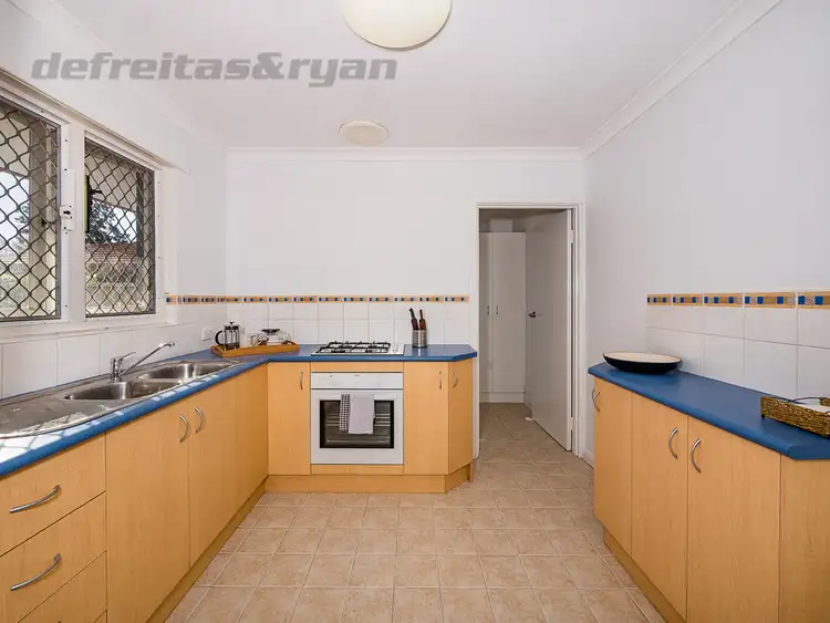 Seventh view of Homely semi-detached listing, 35 Rambures Way, Hamilton Hill WA 6163