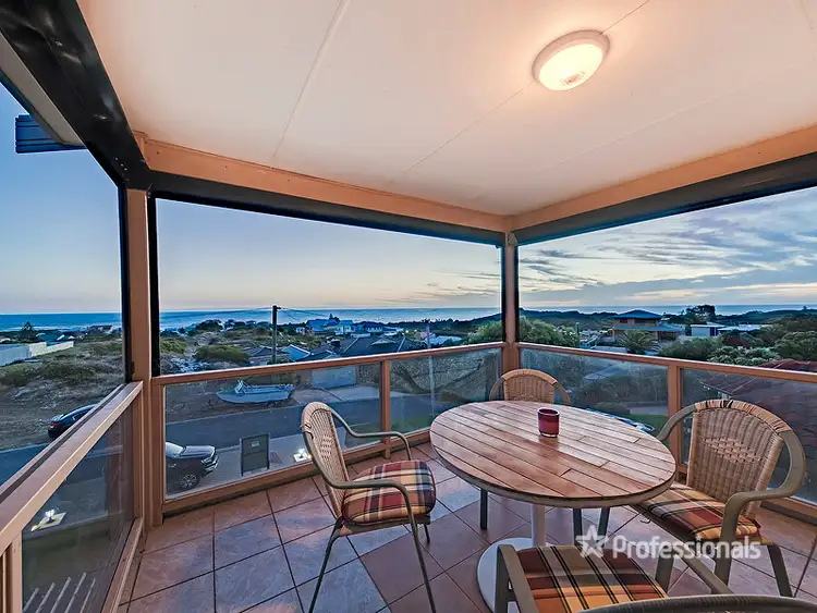 36 Hackney Way, Yanchep WA 6035
