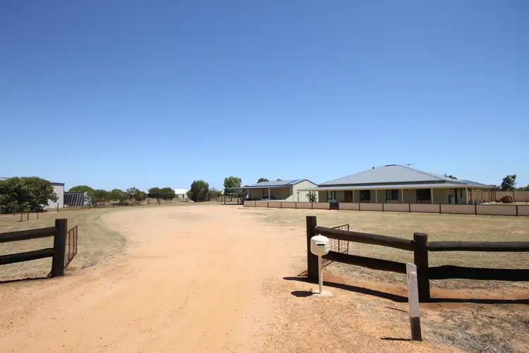 Fifth view of Homely house listing, 3 Peppin Place, Deepdale WA 6532