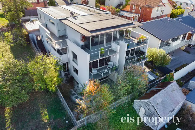 3/4A Ellerslie Road, Battery Point TAS 7004