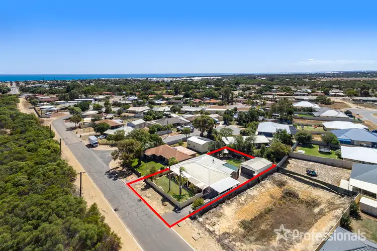 18 Nerrel Street, Waggrakine WA 6530