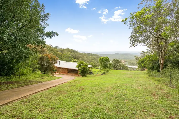80 - 92 New England Highway, Mount Kynoch QLD 4350