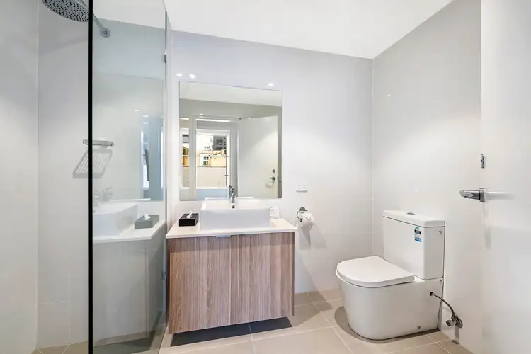 Sixth view of Homely apartment listing, 54/172 William Street, Melbourne VIC 3000