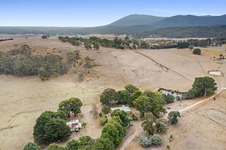 51 Wooling Road, New Gisborne VIC 3438