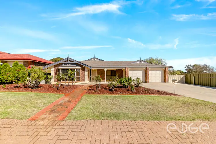 1 Mander Crescent, Craigmore SA 5114