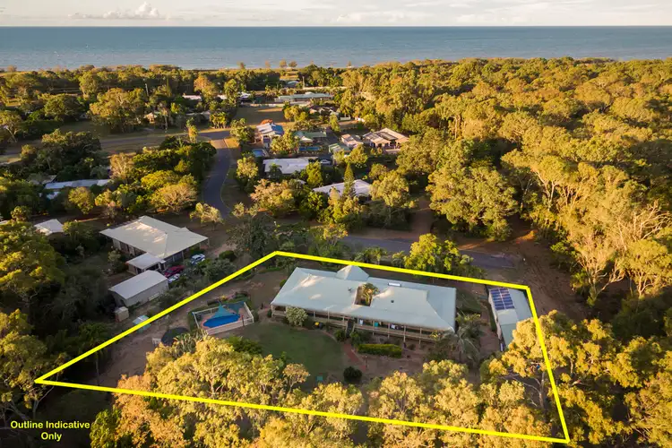 10 Bangalow Street, Moore Park Beach QLD 4670
