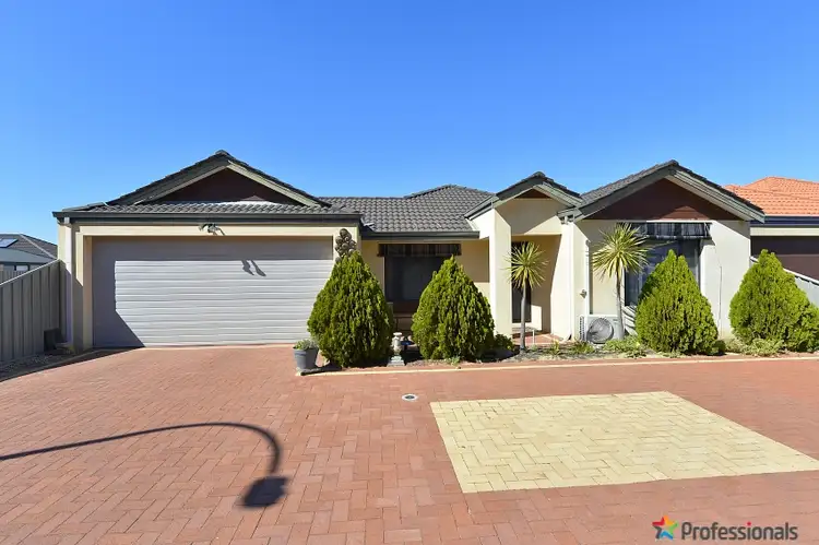 4 Karak Road, Wannanup WA 6210