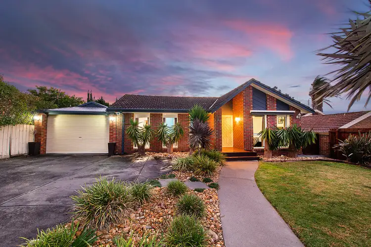 13 Rosaleen Court, Narre Warren VIC 3805