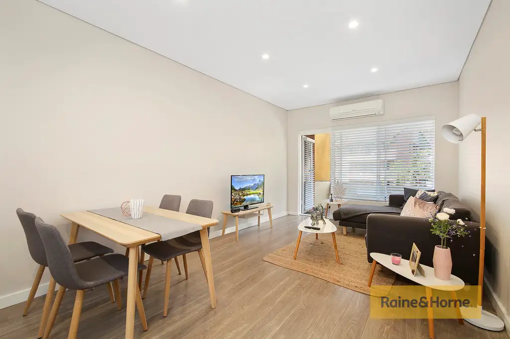 Main view of Homely unit listing, 6/16-18 The Strand, Rockdale NSW 2216