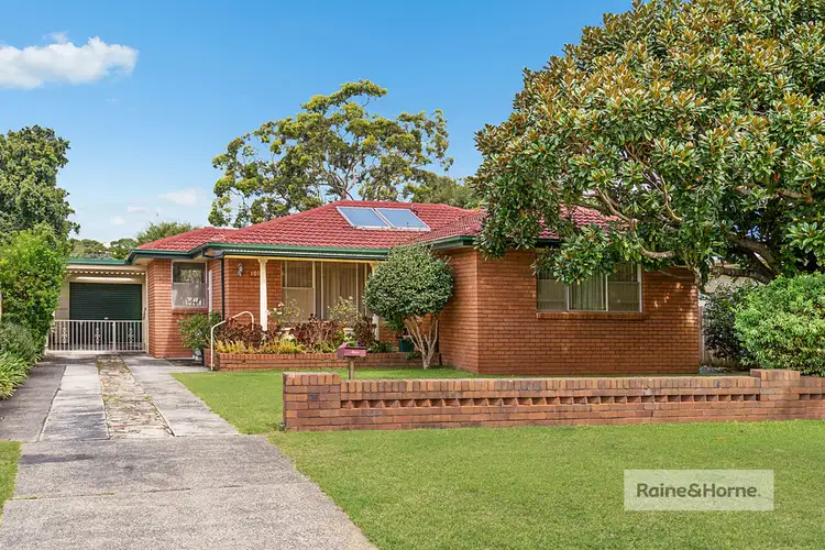 100 McEvoy Avenue, Umina Beach NSW 2257