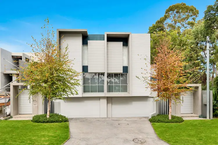 20a Drury Avenue, Southport QLD 4215