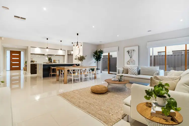 11 Eighth Avenue, Chelsea Heights VIC 3196